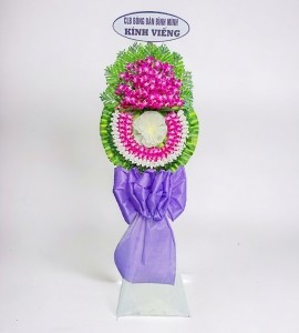 Kệ Hoa Chia Buồn Giá Rẻ CB105